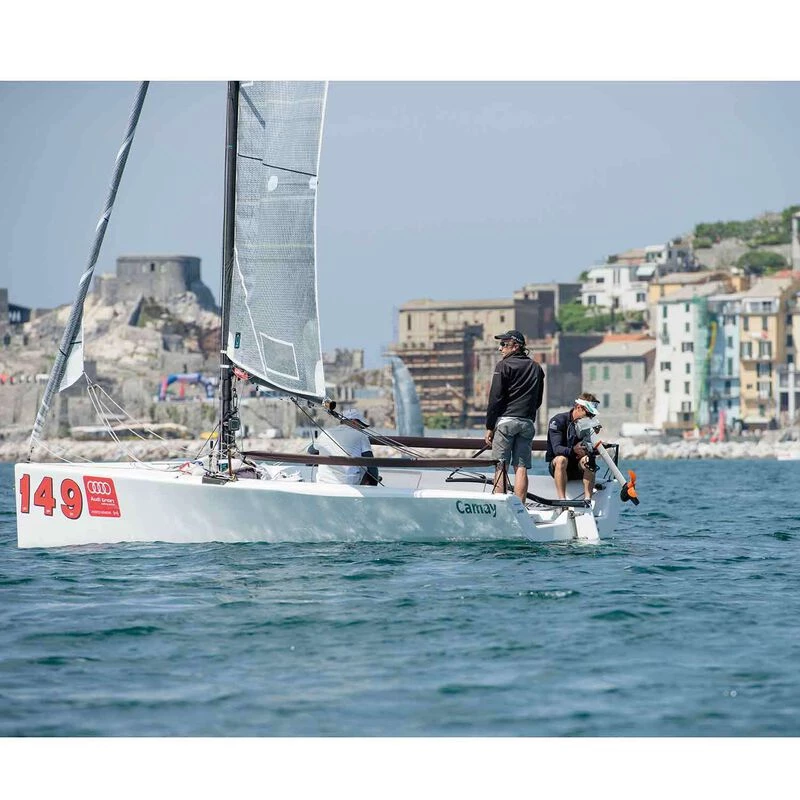 TORQEEDO Outboard Motors Travel 1103 CS Electric Outboard Motor, Short Shaft 3 TORQEEDO Outboard Motors Travel 1103 CS Electric Outboard Motor, Short Shaft - Image 3